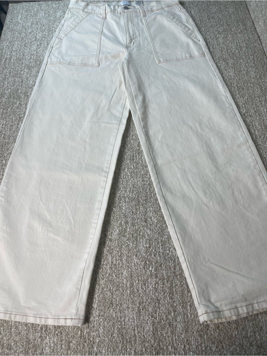 Time and Tru Denim - Women’s Time and Tru High Rise Relaxed Utility Trouser Ivory Size 12. NWT. #0351